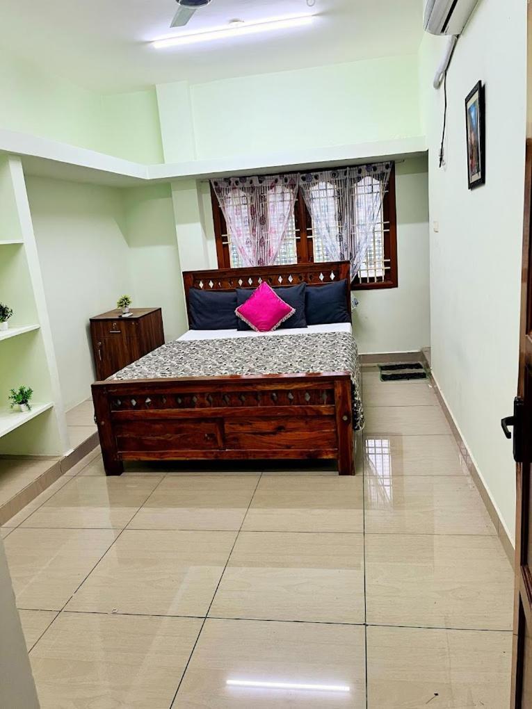 Shivam Eden Beach Homestay ポンディシェリ エクステリア 写真