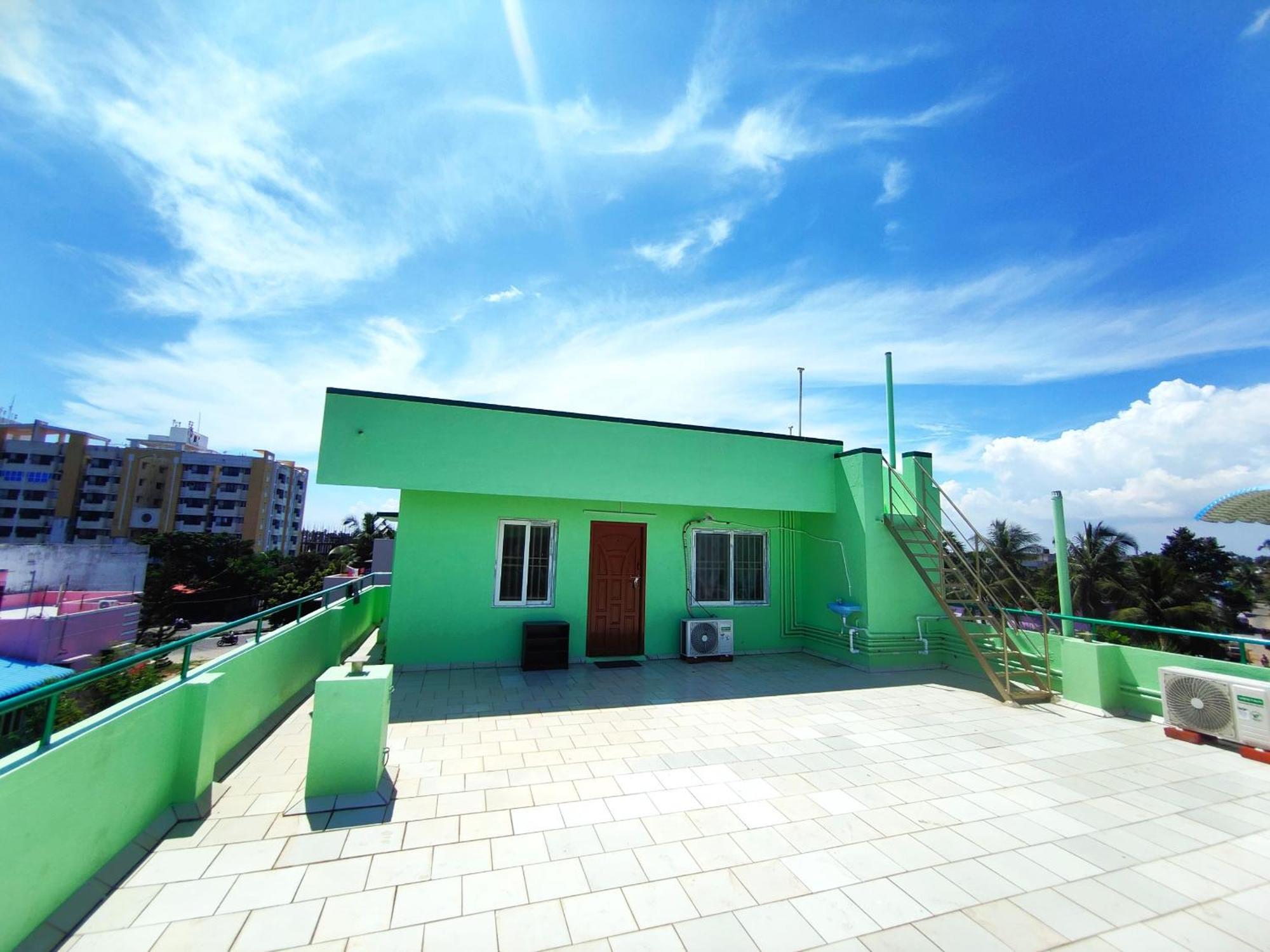 Shivam Eden Beach Homestay ポンディシェリ エクステリア 写真